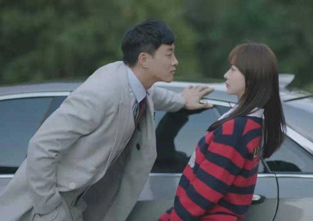 给青春女孩上色