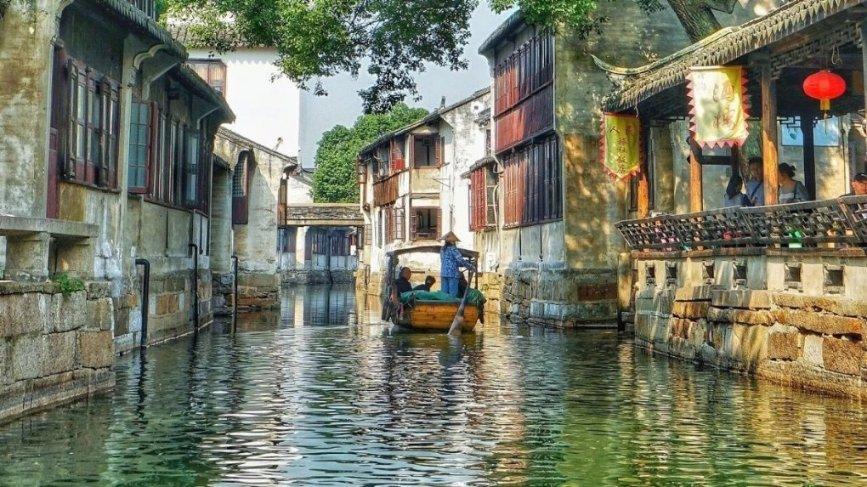 逃出上锁的现代房间5